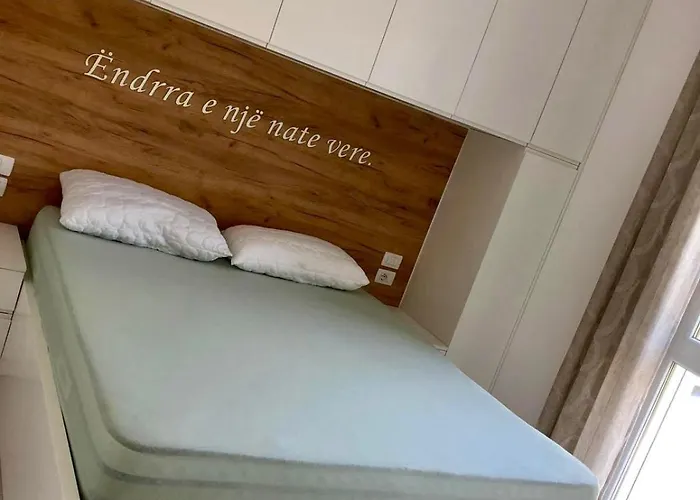Appartement Vala Mar Apartment, Gjiri I Lalzit, Bookable For 2 Weeks