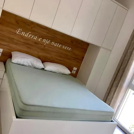 Lägenhet Vala Mar Apartment, Gjiri I Lalzit, Bookable For 2 Weeks